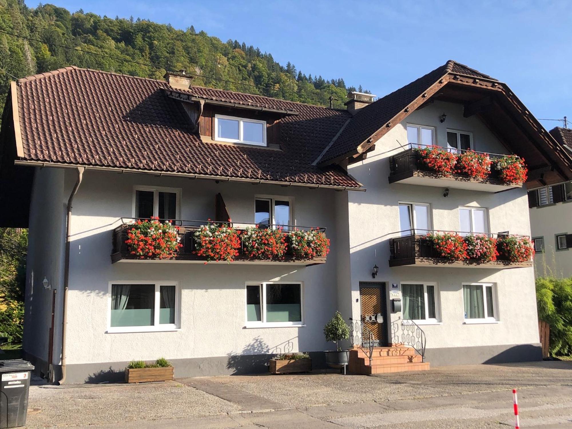 Appartement Felsblick Ferienhaus Fuenf Sinne Döbriach Extérieur photo