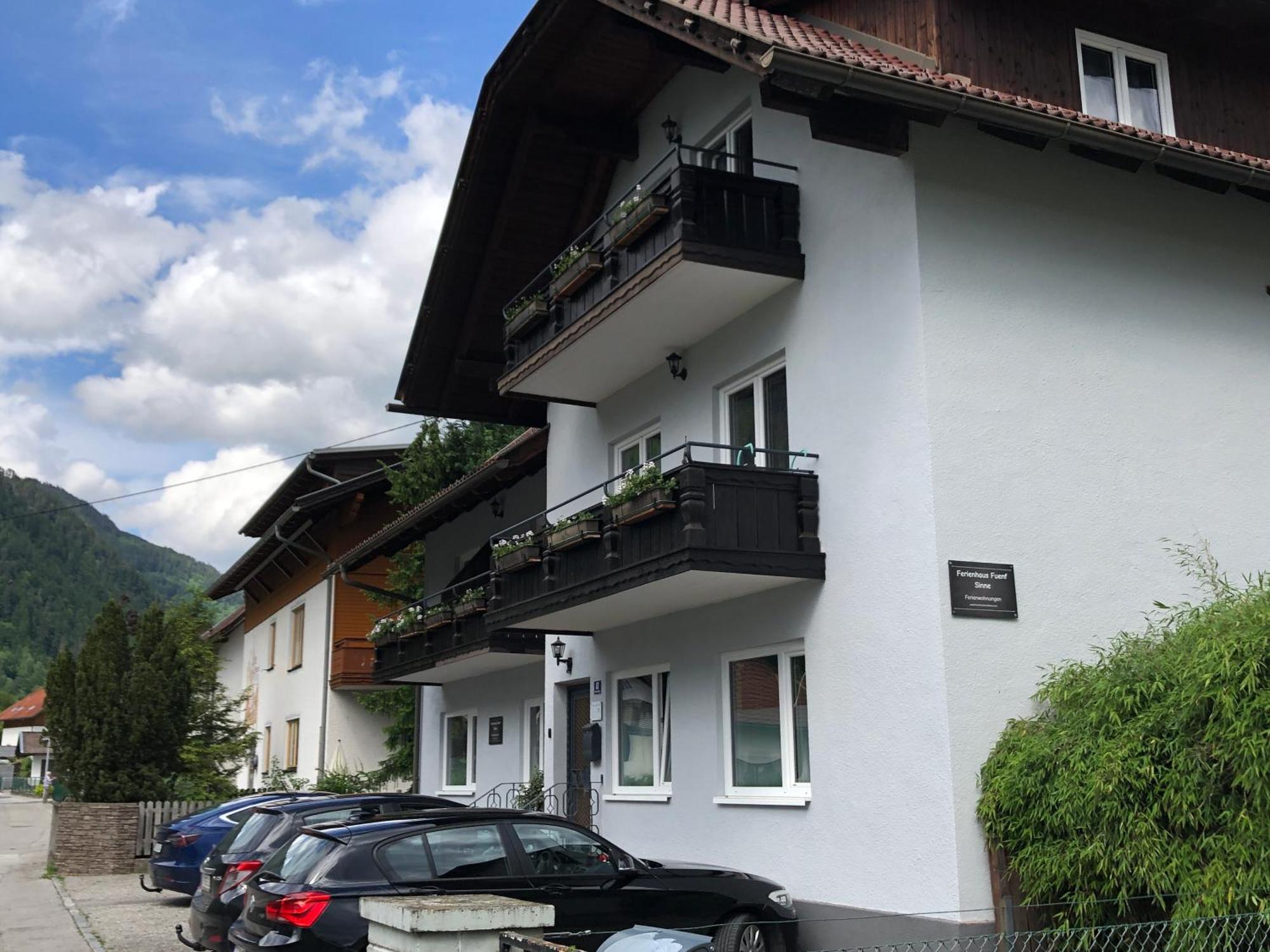 Appartement Felsblick Ferienhaus Fuenf Sinne Döbriach Extérieur photo